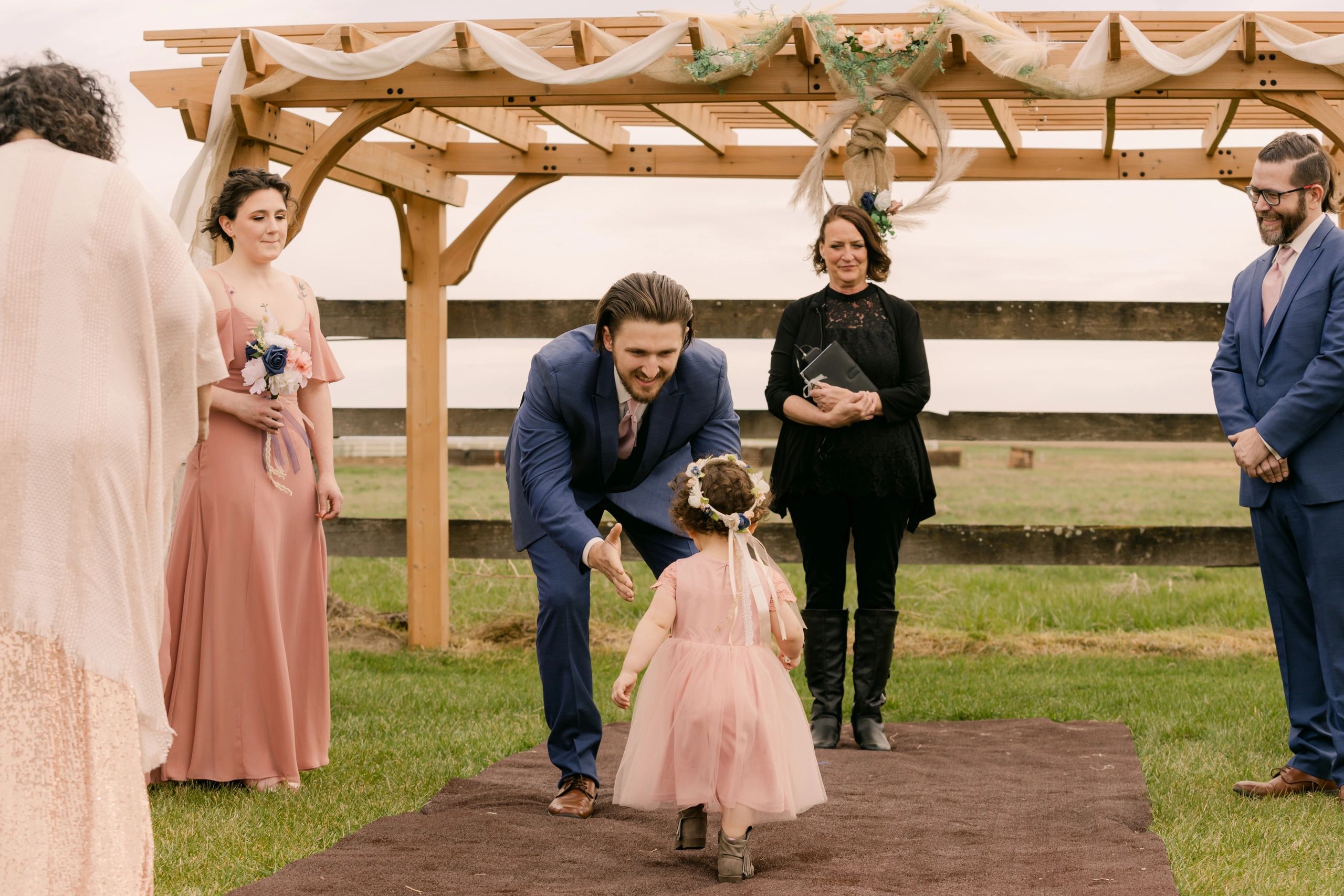 Reverend Stacey Miles At Stone Ridge Estates wedding venue, pasco, washington
